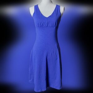 Mountain Hardware V Neck Work Out Dress Sleeveless XS